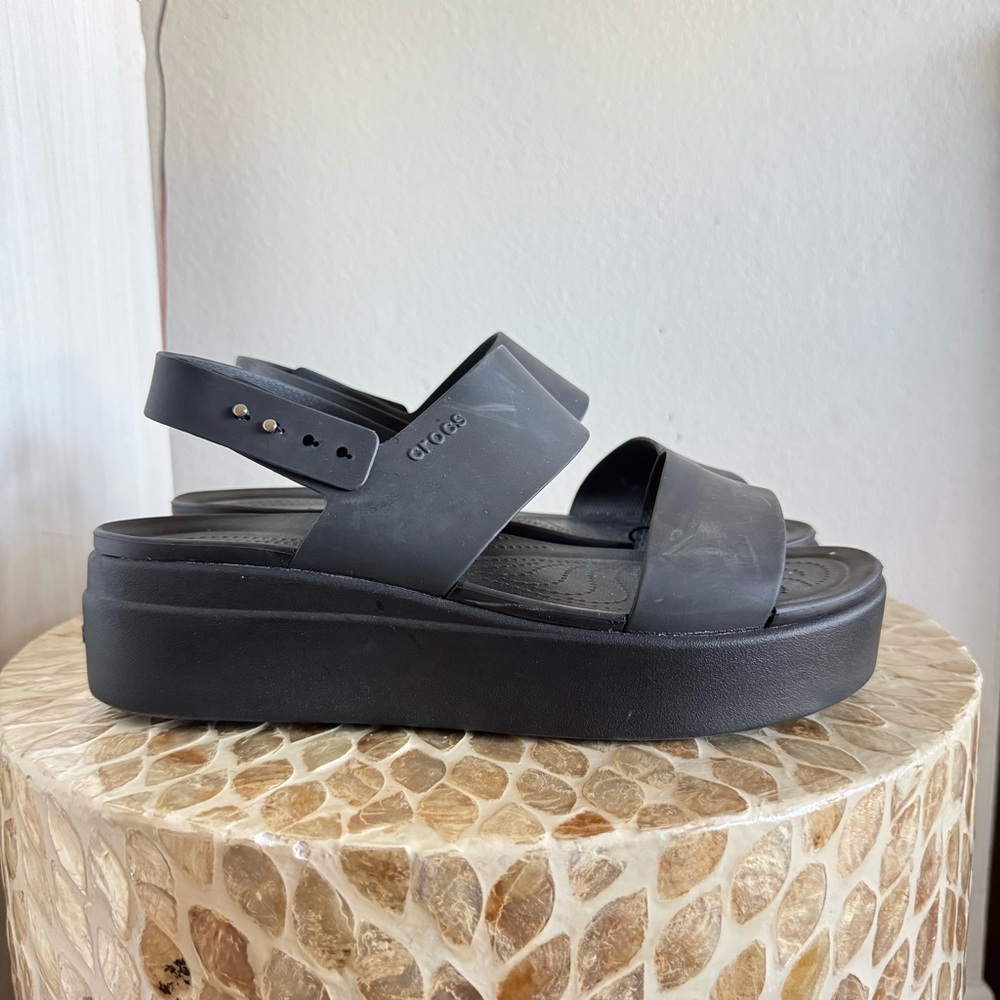 Crocs Women's Black Brooklyn Low Wedge platform Sandals size 11 - Picture 10 of 10